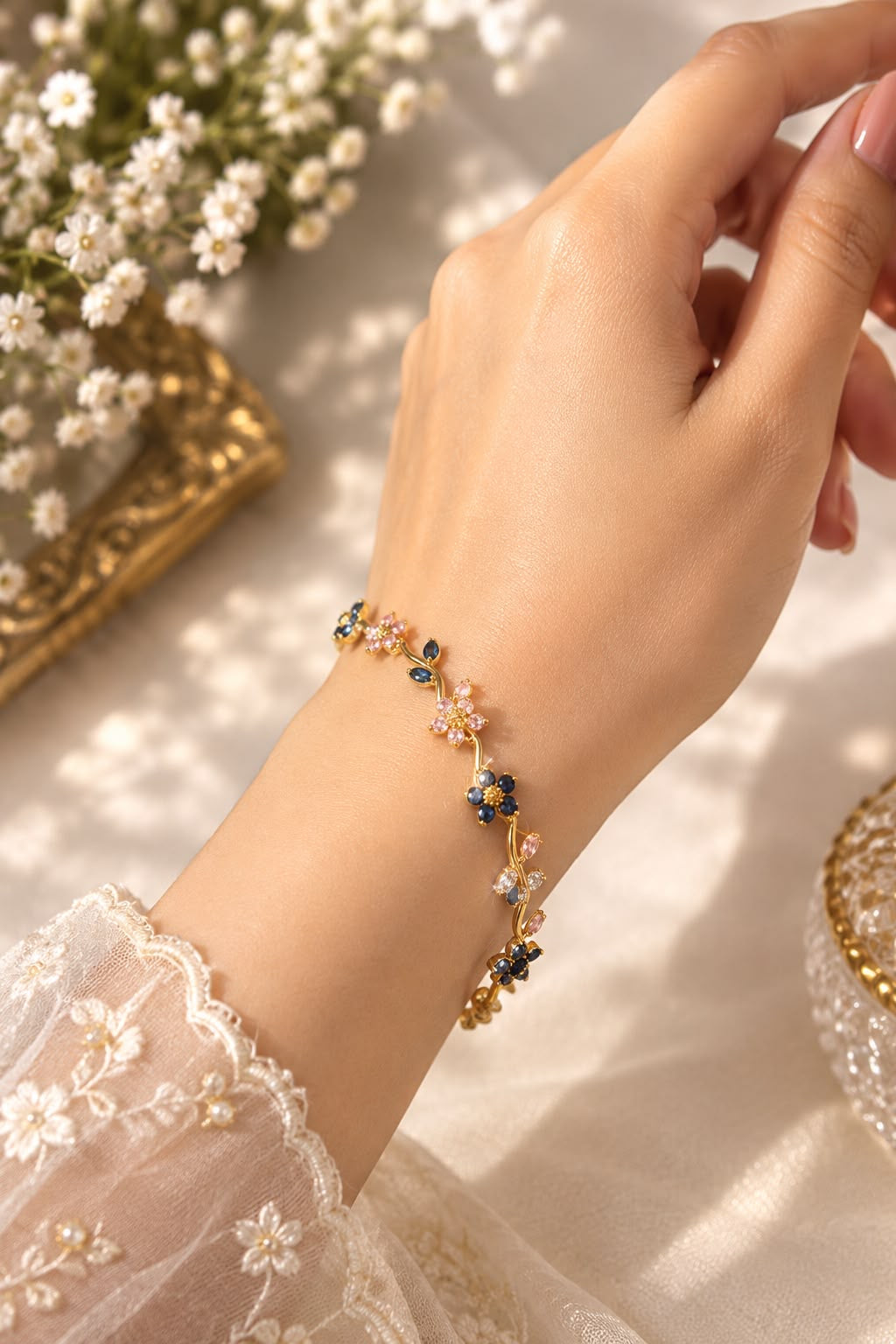 Trendy Tulip Bracelet | Anti-tarnish